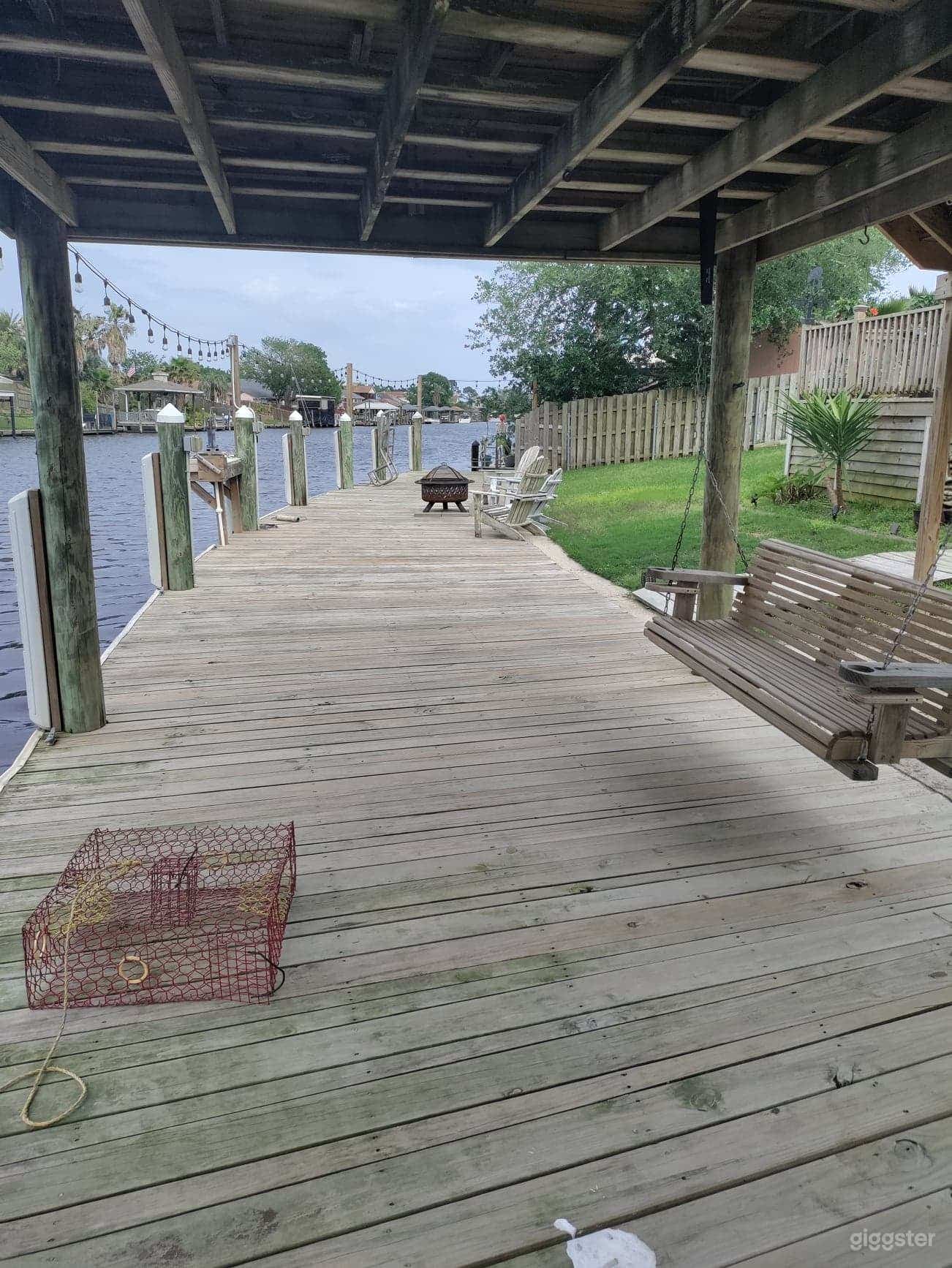 Beautiful Waterfront Oasis Photo 1