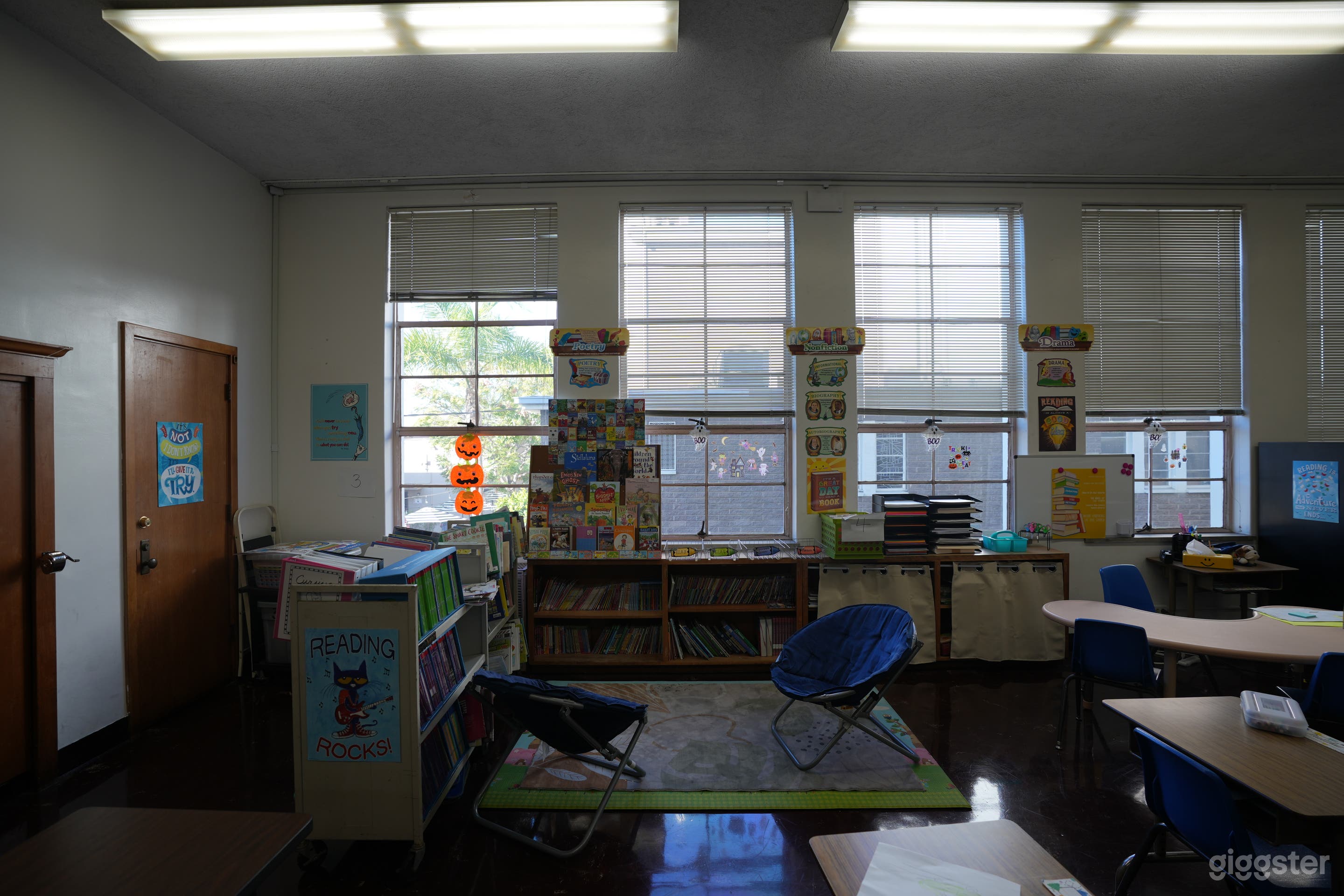 Vintage School with Basketball Court and Parking Lots Photo 3