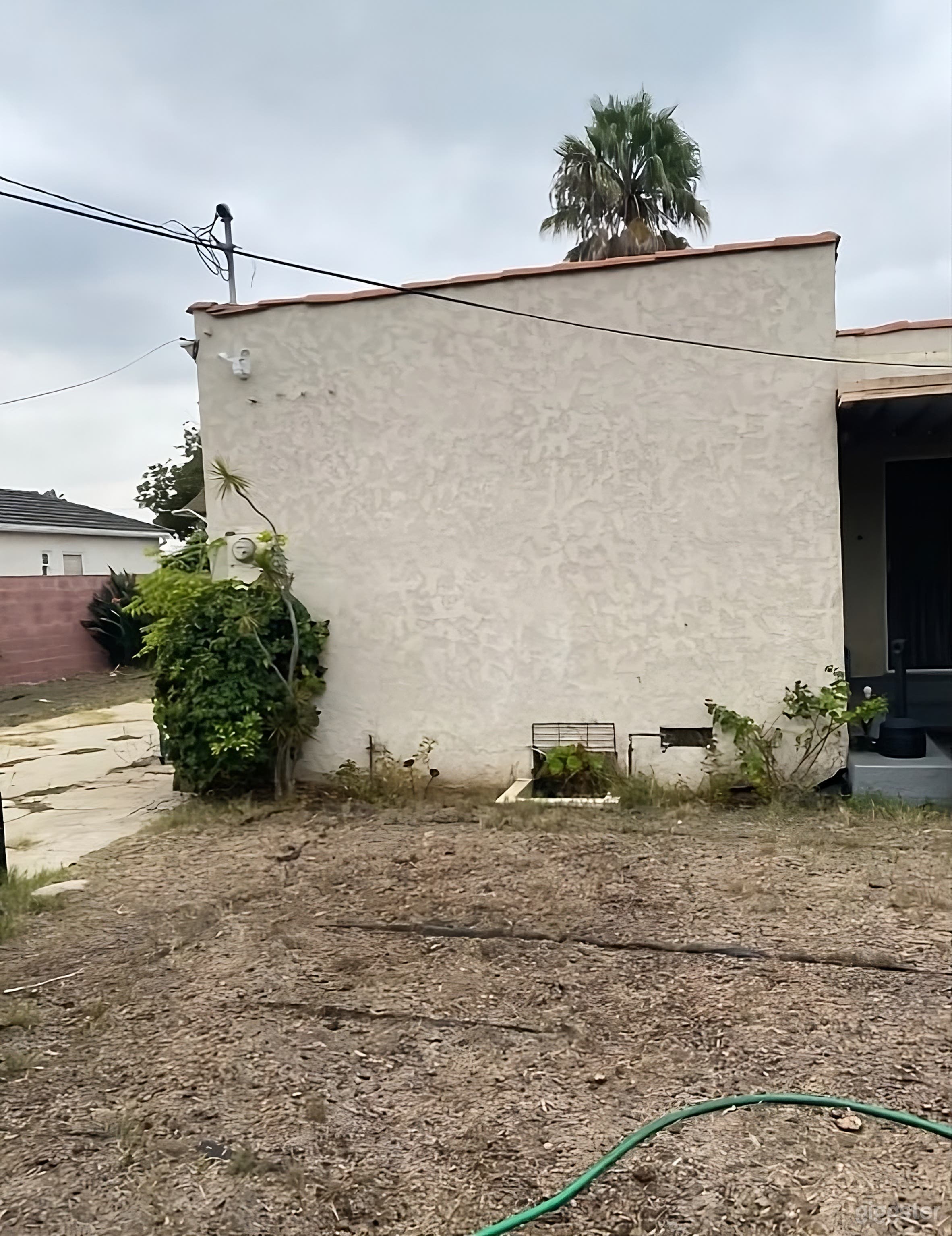 Versatile Expansive Backyard Space Photo 3