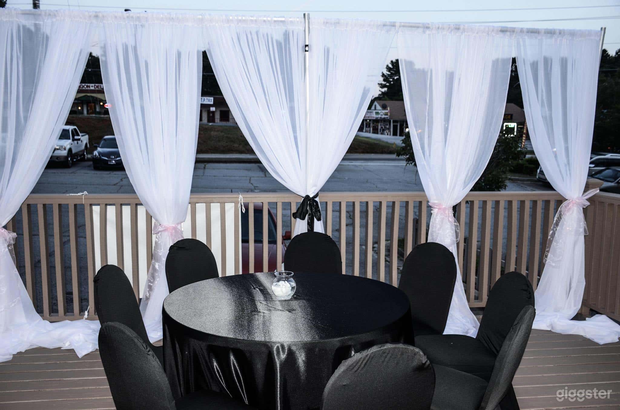 The Red Door I patio 