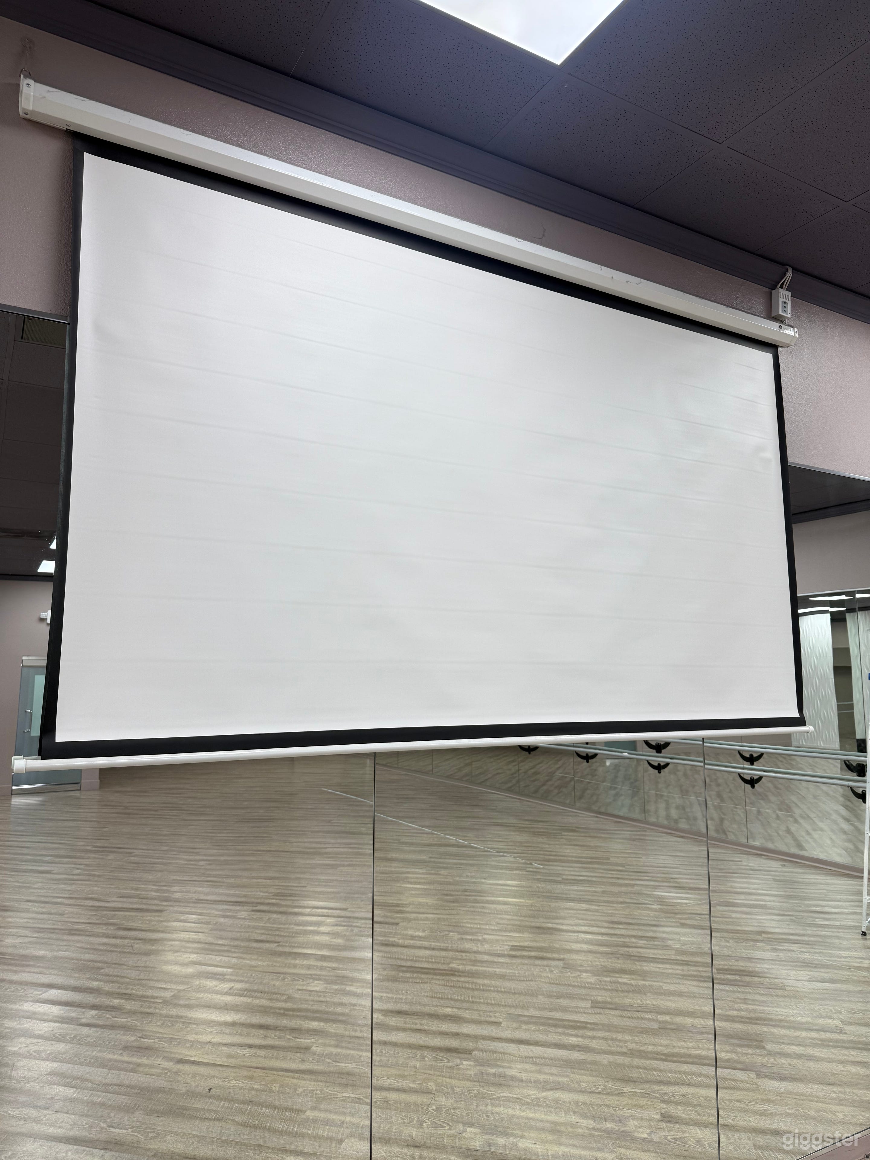 Northridge Dance Studio Rental Photo 2