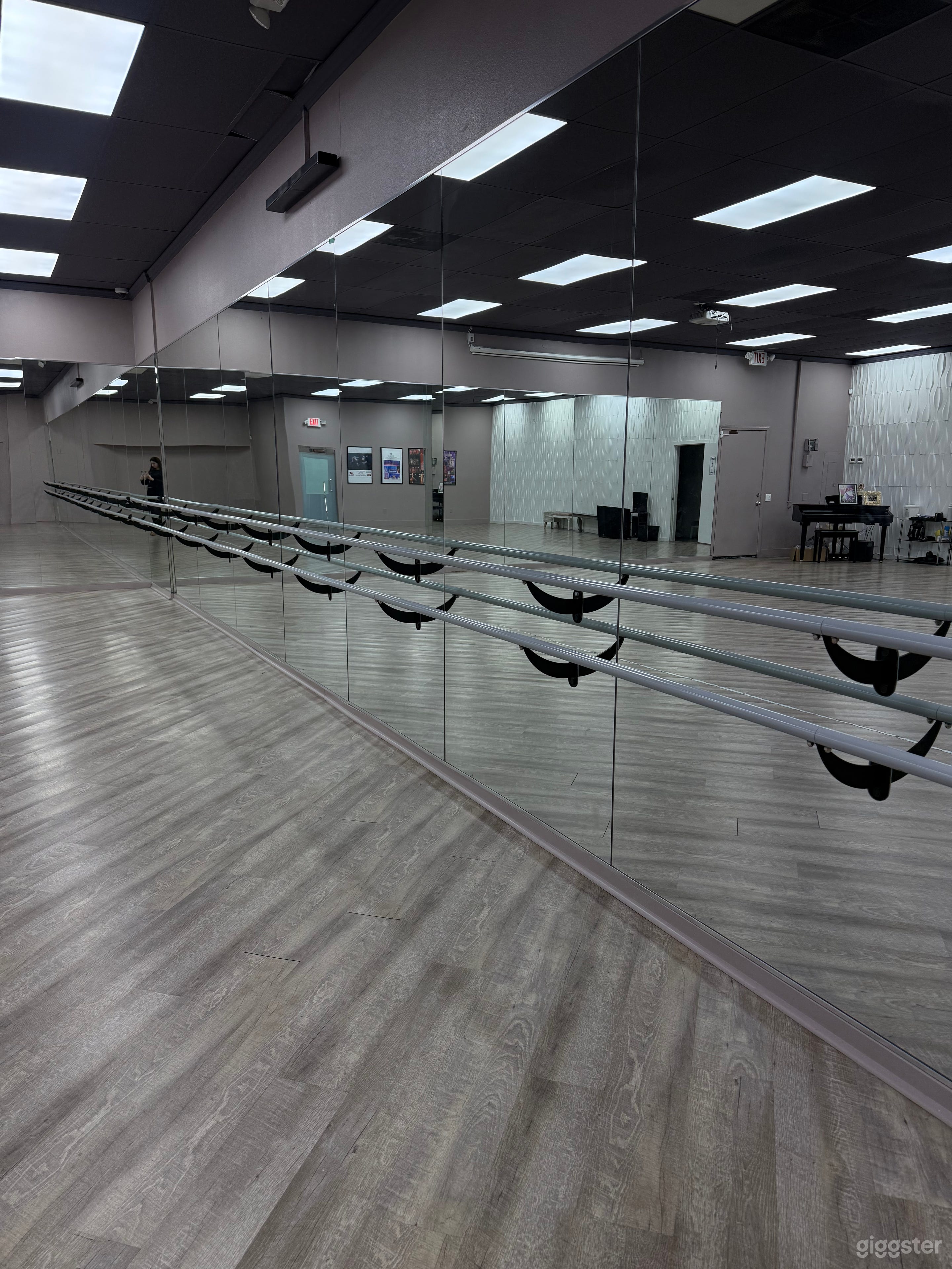 Northridge Dance Studio Rental Photo 3