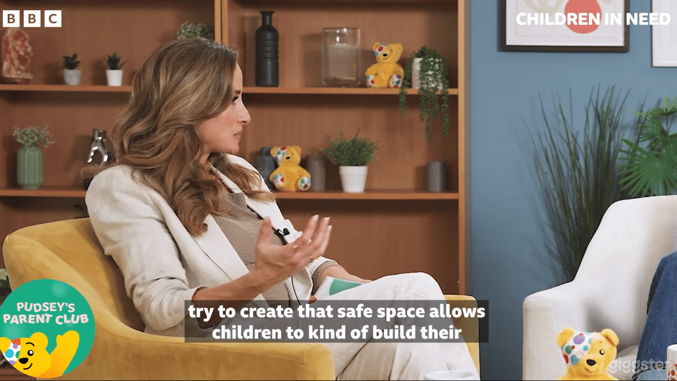 Dr Julie Smith in Finchley Studios' Lounge Set.