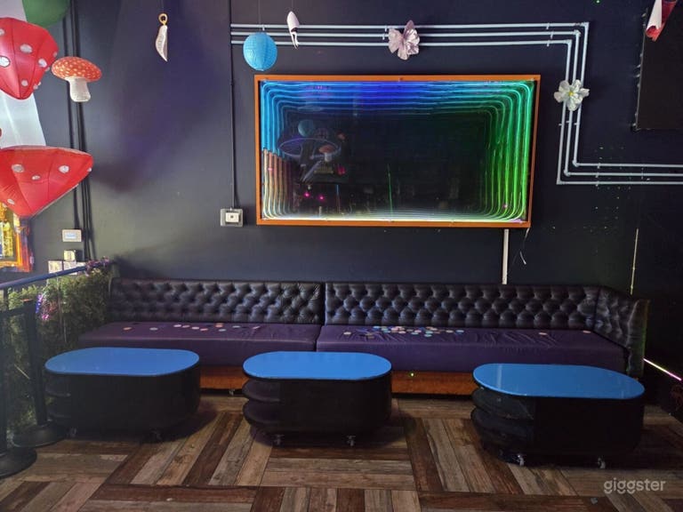  Immersive Bi-Level Club & VIP Lounge in Heart Of Downtown LV 