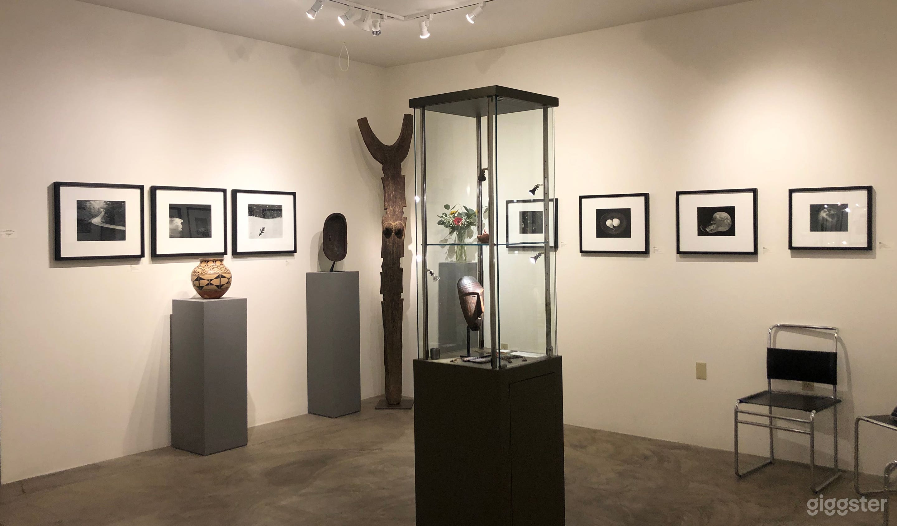 Remodeled Spacious and Elegant Gallery Space Photo 2