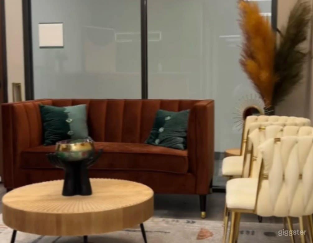 Intimate Salon and Wellness Center in Houston Photo 4