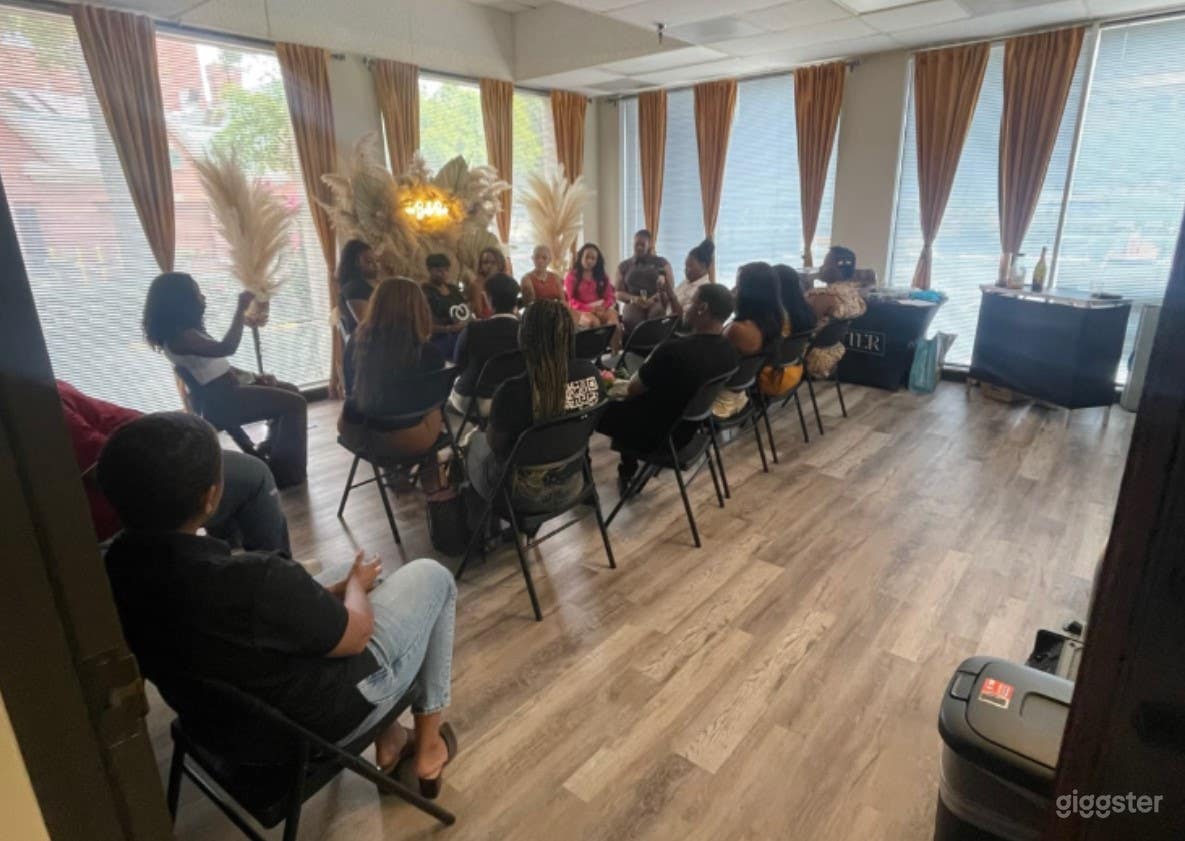 Intimate Salon and Wellness Center in Houston Photo 1