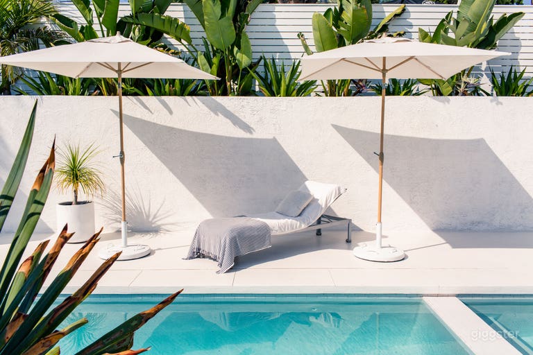  Poolside in Silver Lake 