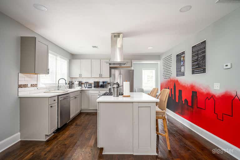  Luxury Sports Art Gallery 