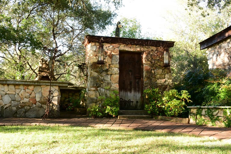  Romantic Medieval Event Space 