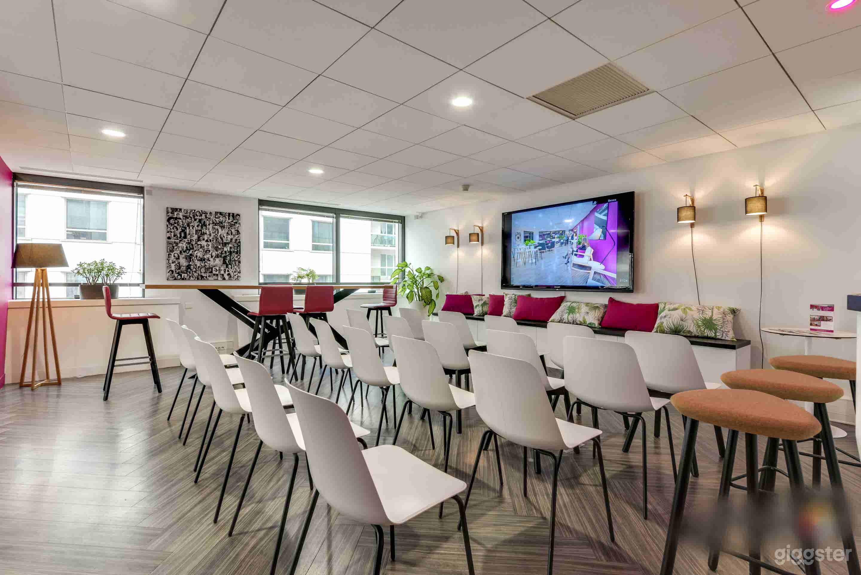 Fiji Room 50m² Photo 2