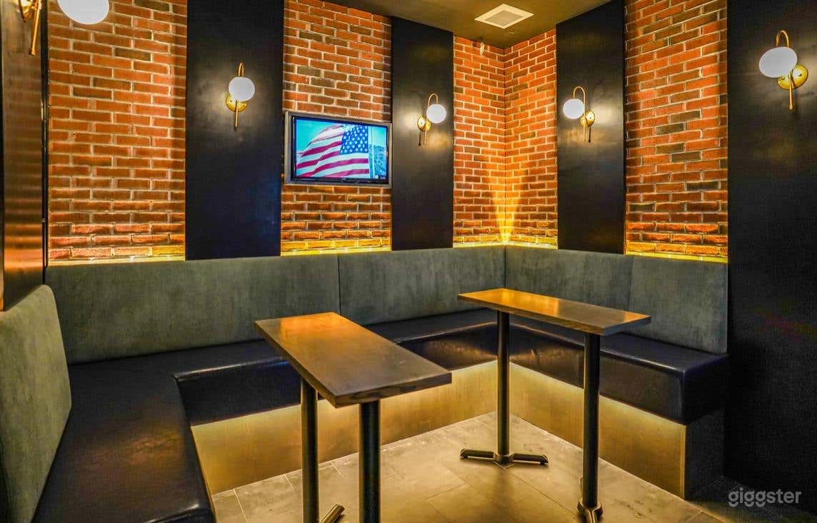 Large Karaoke Room for 16 People Photo 1