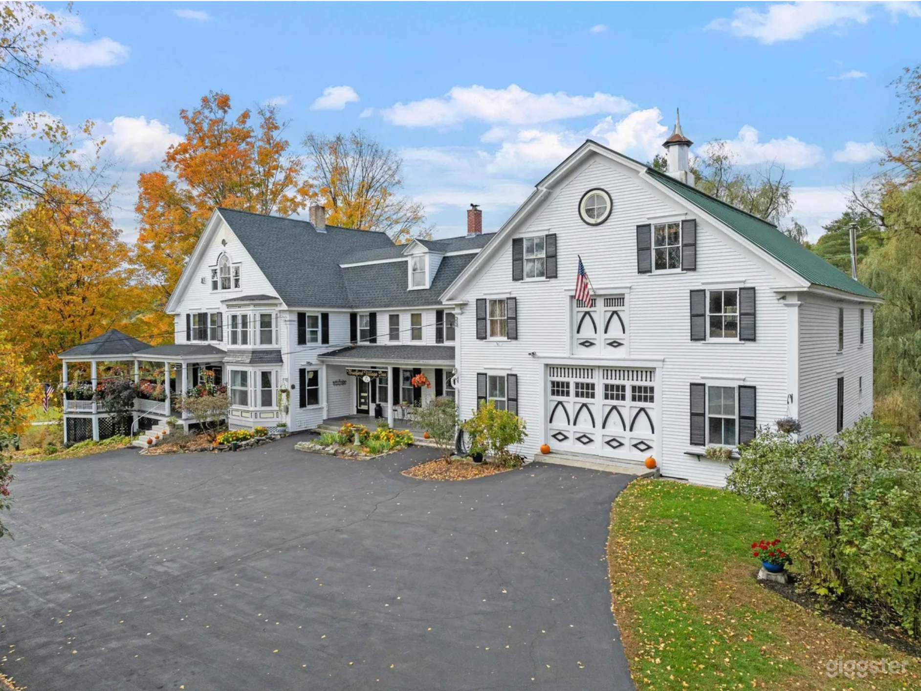 Charming 1897 Historic Victorian Inn Photo 2