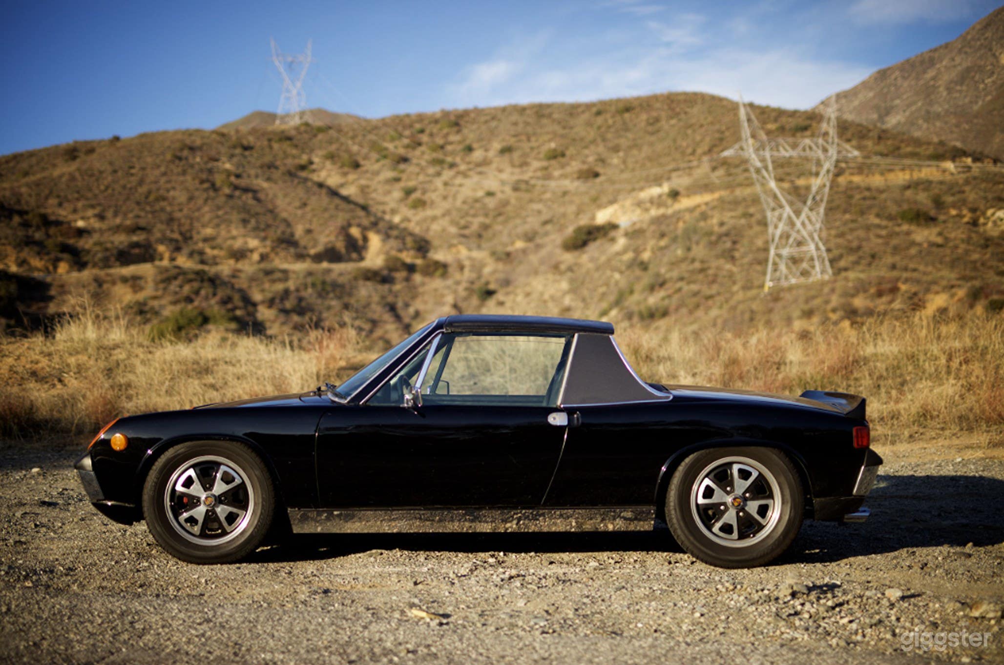 Classic 1970 Porsche 914 – Iconic Historical Vehicle Photo 2