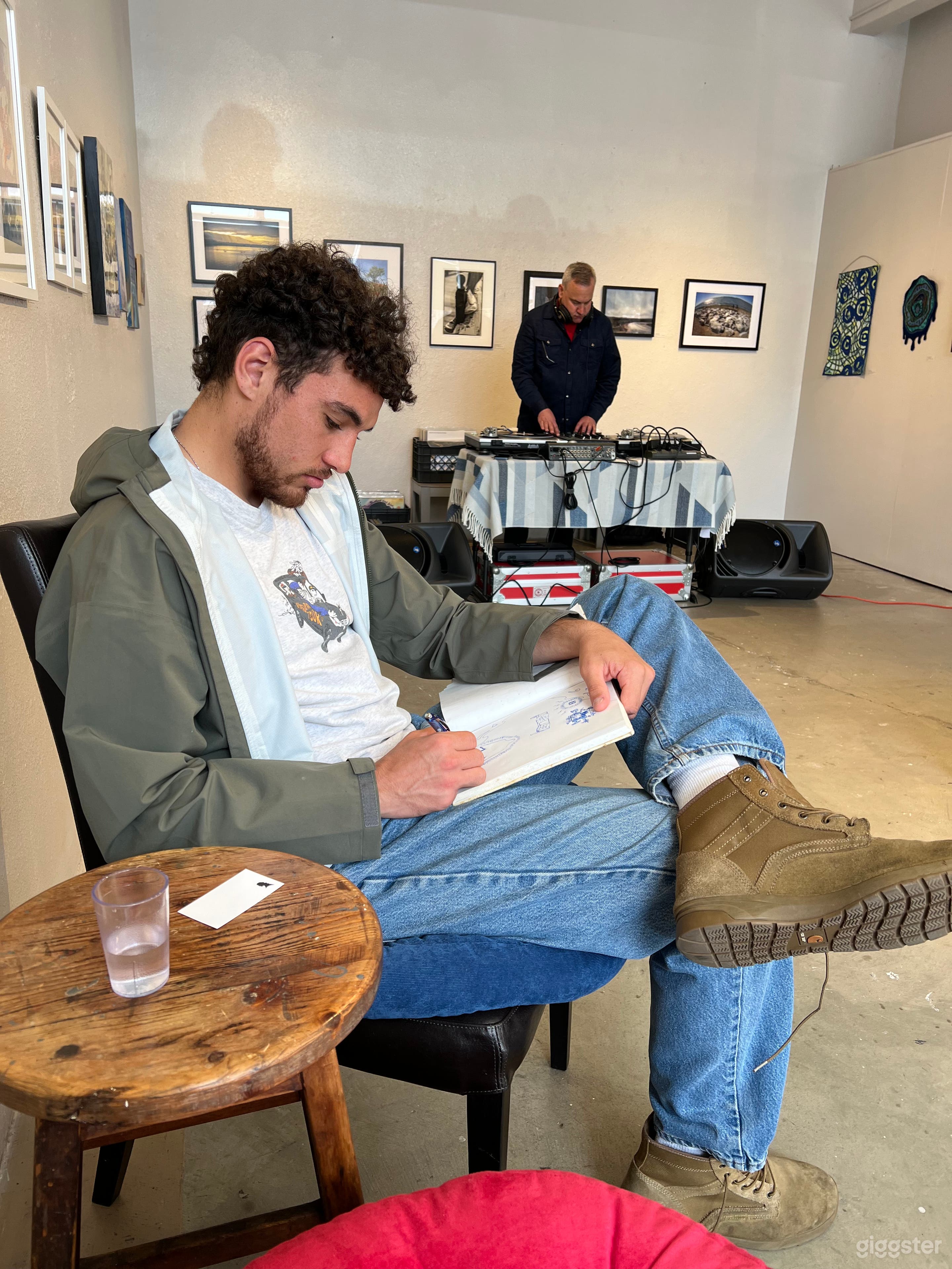 A Gallery That Becomes Your Venue Photo 3