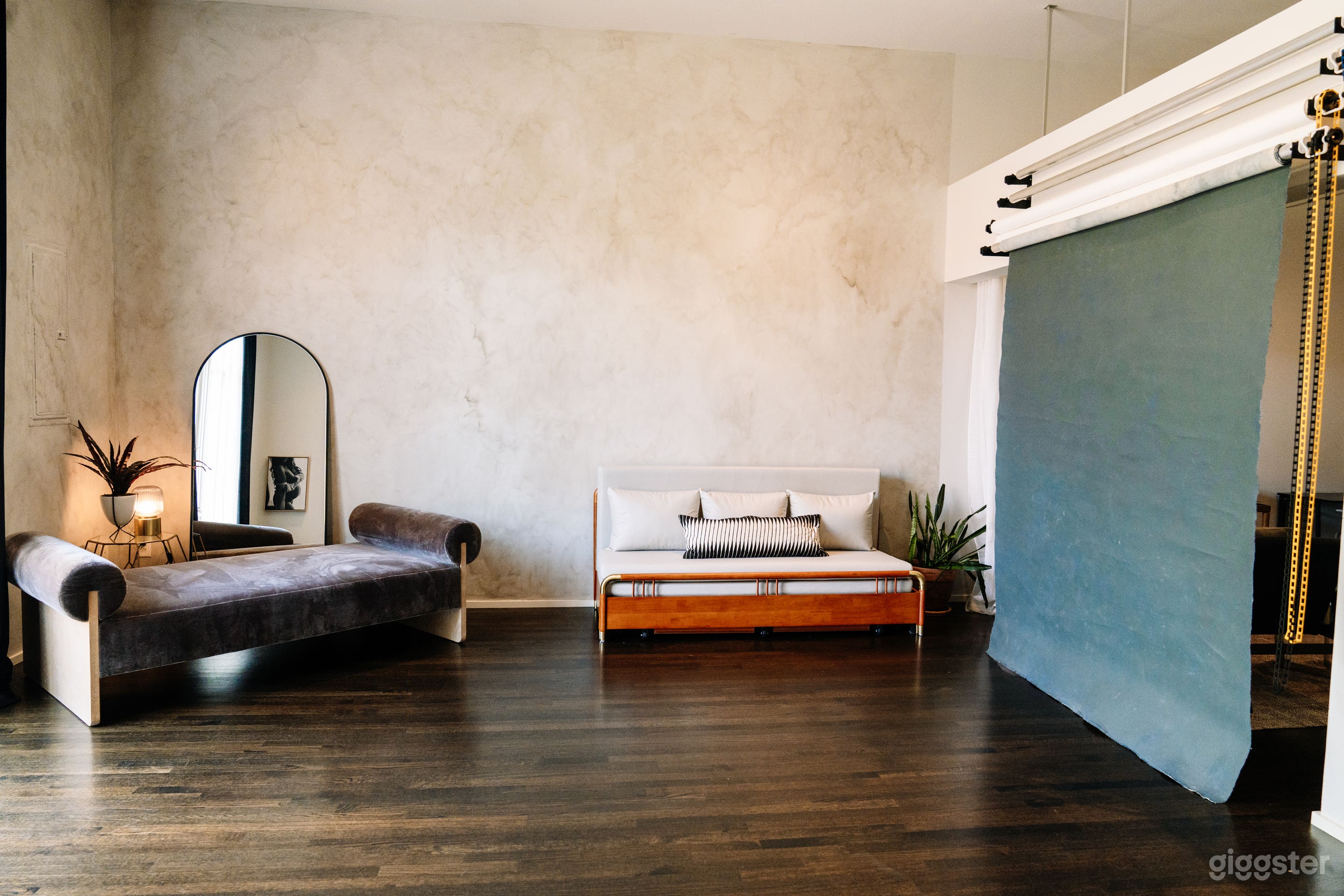 Germantown Loft with 12' Windows, Natural Light, Privacy Photo 1