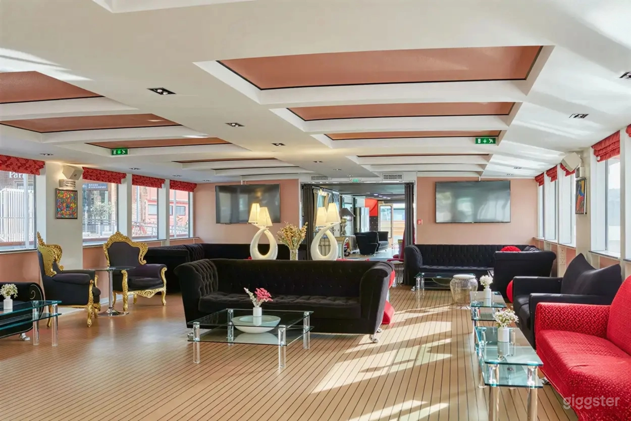 Photo de Yacht de Croisière de Style Rétro pour Événements 3