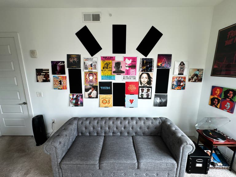  Modern High Rise Recording Studio-The Vinyl Room I 