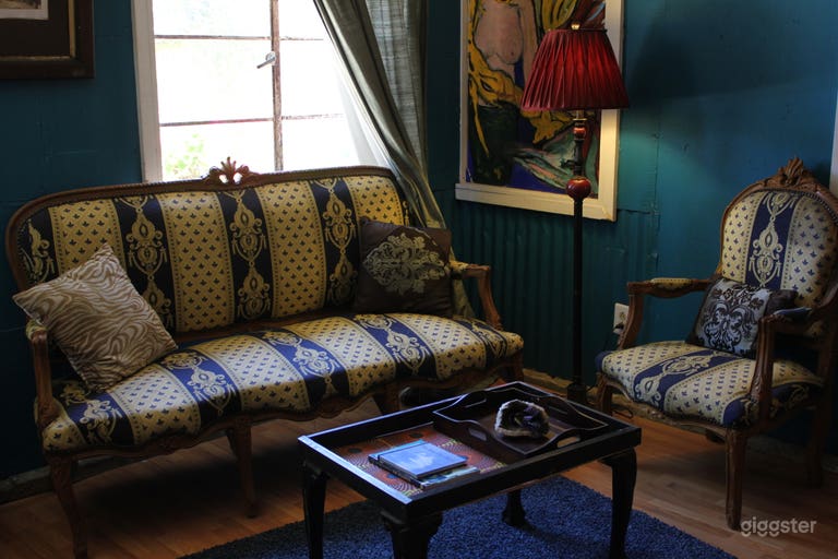  Open plan living room/bedroom 