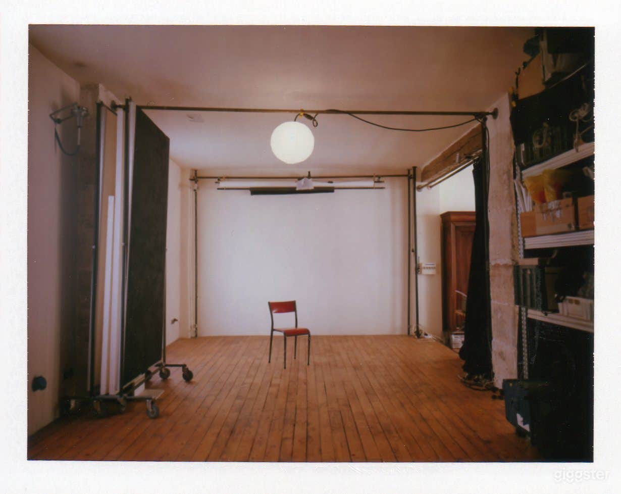 Photo de Studio photo entièrement équipé dans un loft du XIXe siècle 1