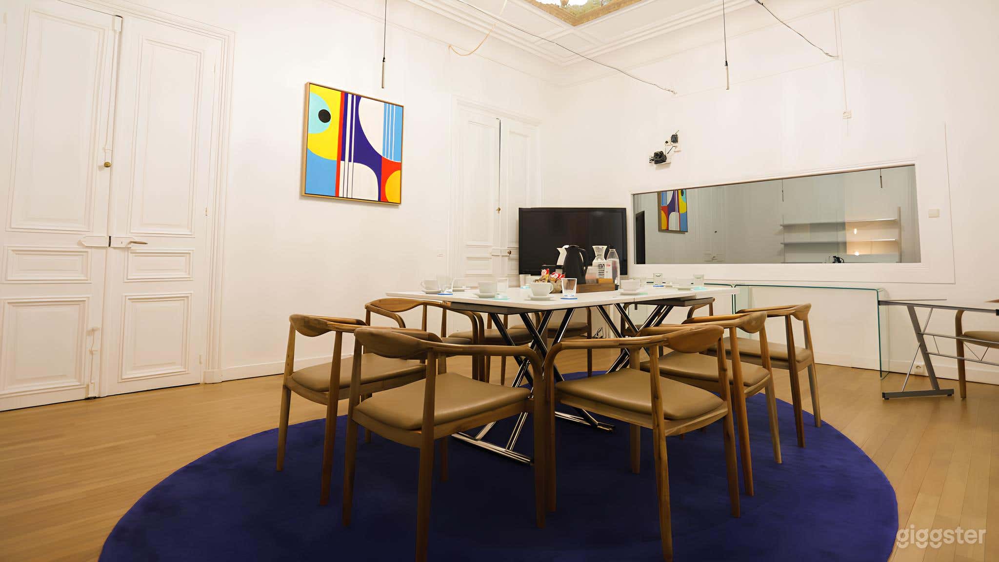 Photo de Blue Room -  Calm and Professional Atmosphere 1
