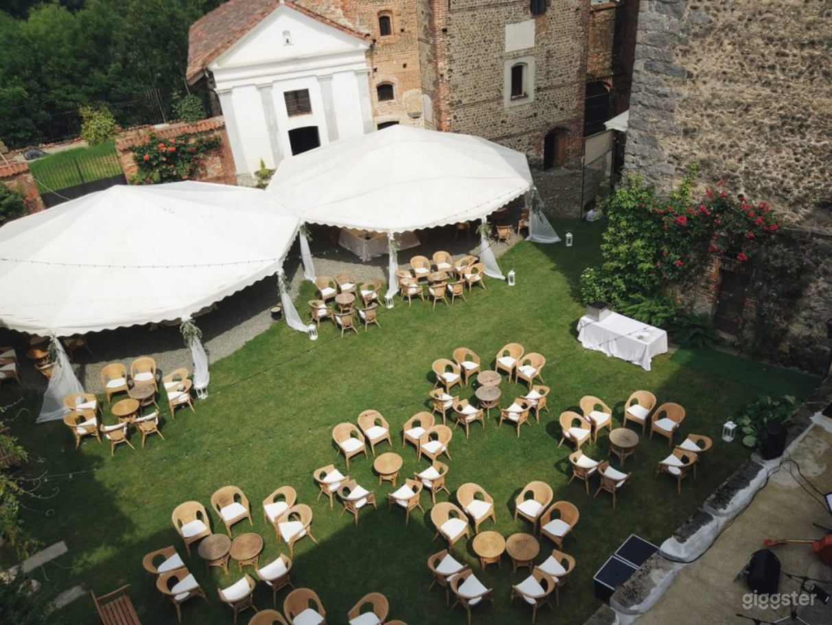 Foto di Castello Storico vicino a Milano e Torino 3
