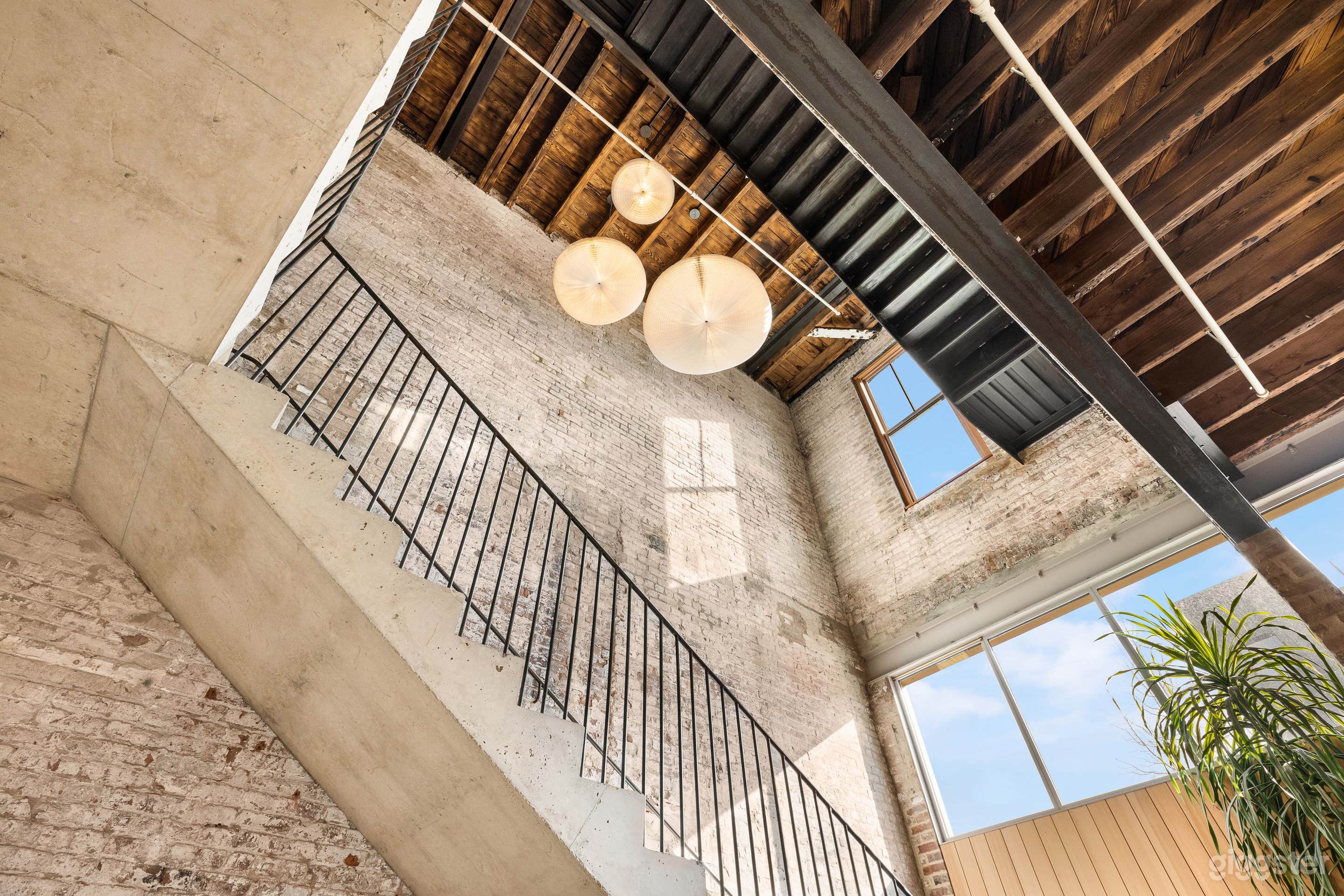 15ft ceilings and open air spaces