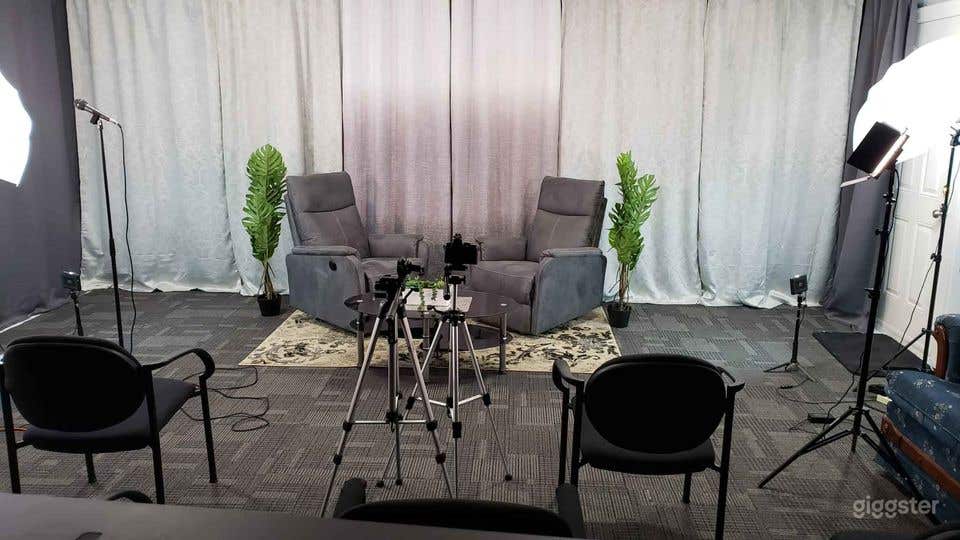 Burnaby Studio Space Photo 1