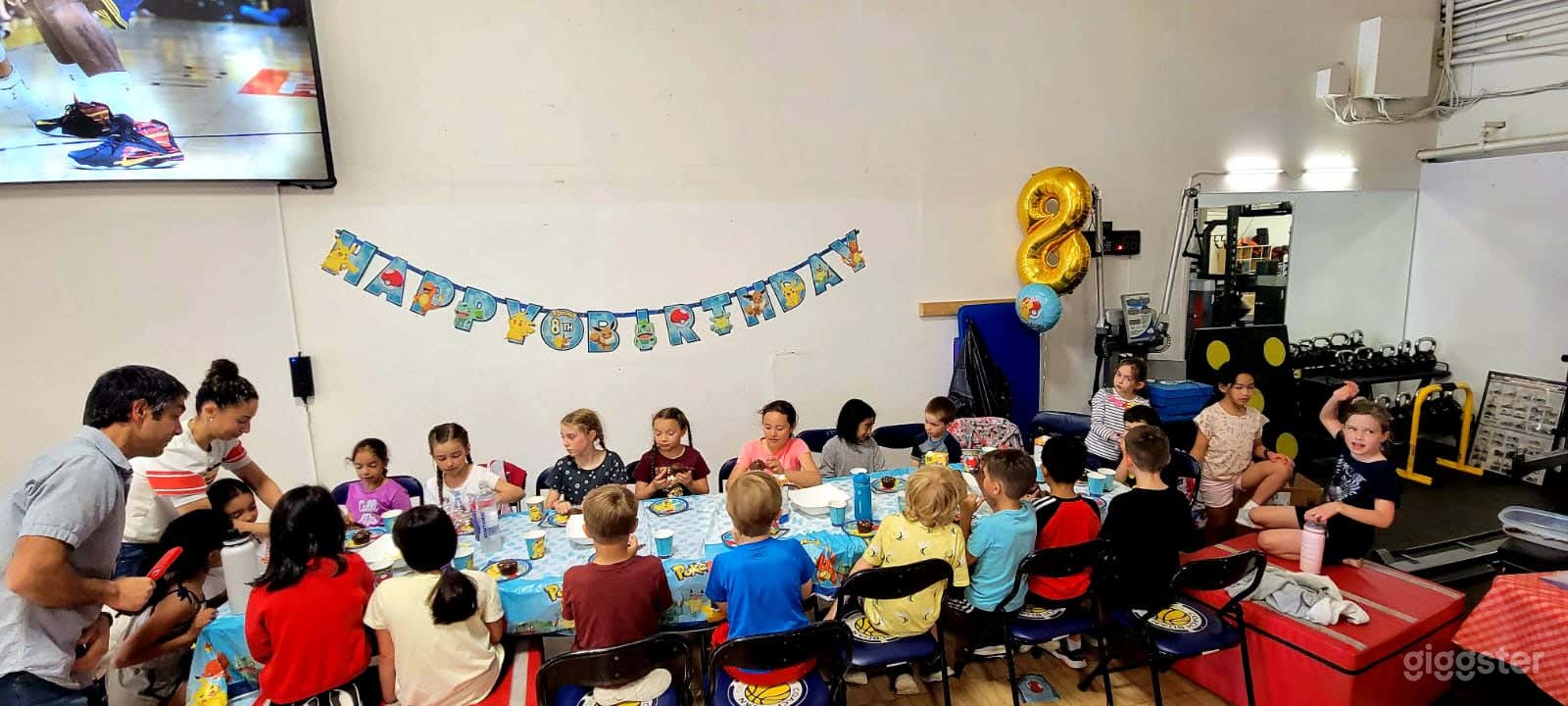Huge Basketball Court in North Vancouver Photo 2