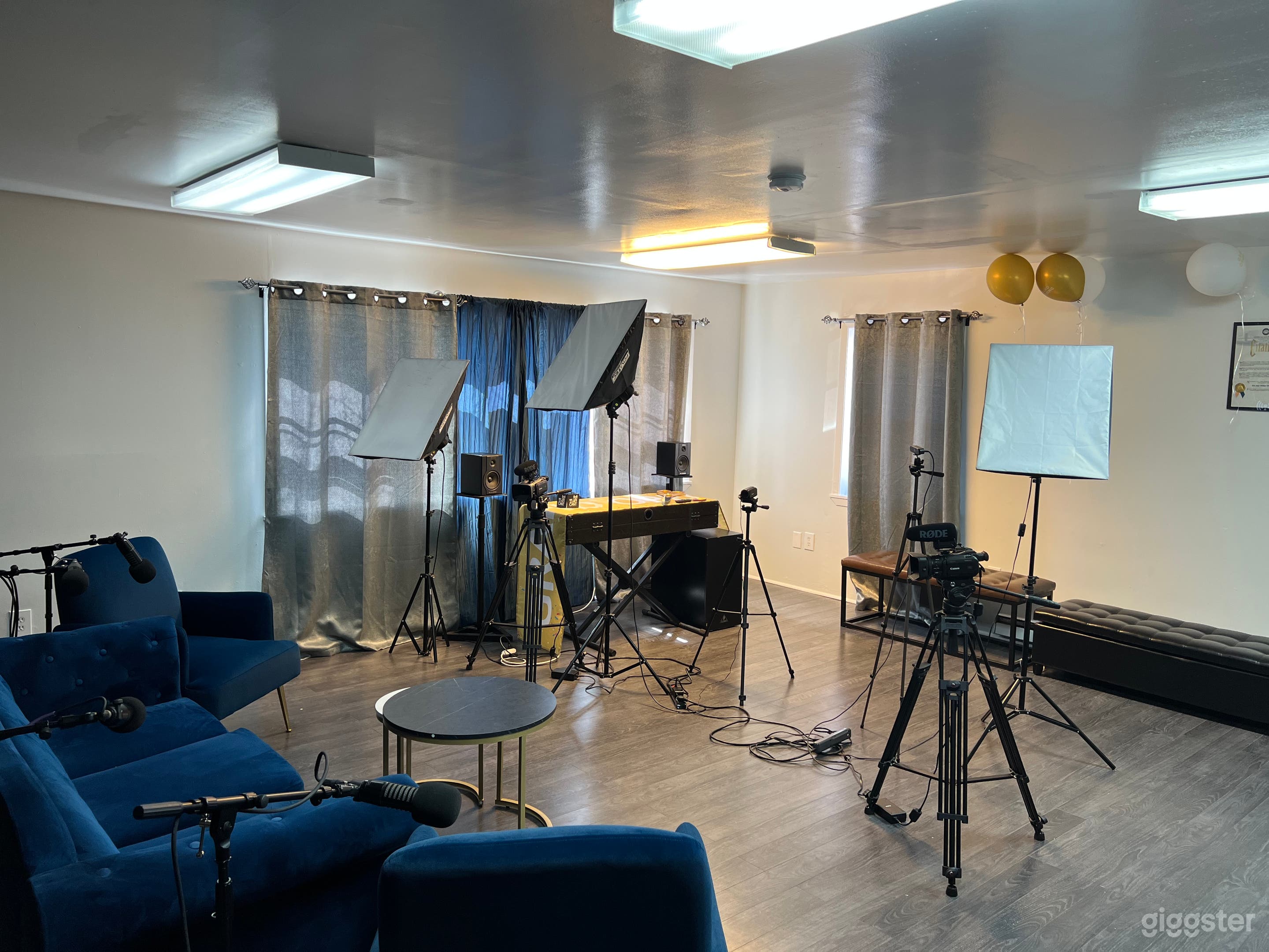 Brand new spacious Podcast Studio  Photo 4