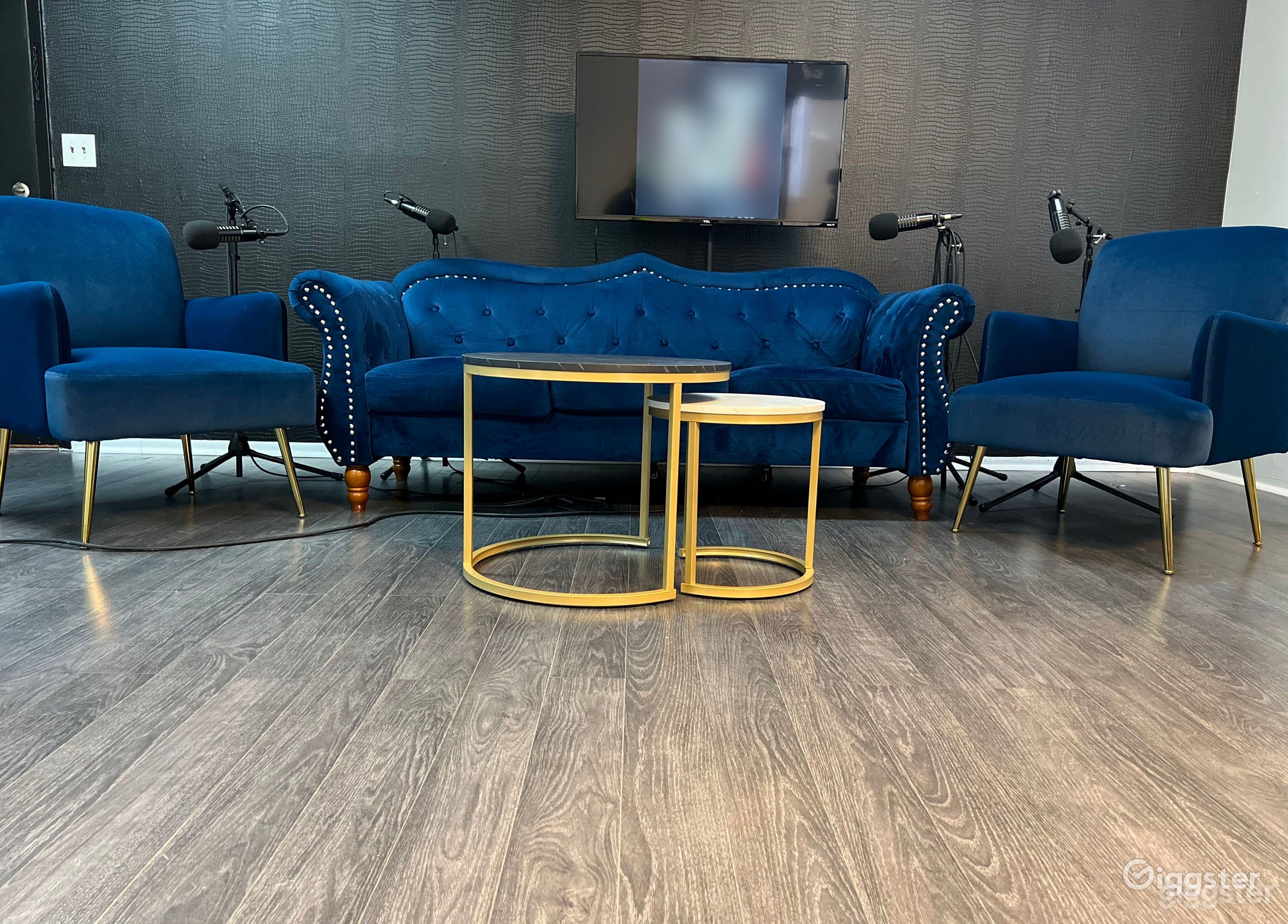 Brand new spacious Podcast Studio  Photo 1