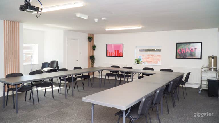  The Summit Room 