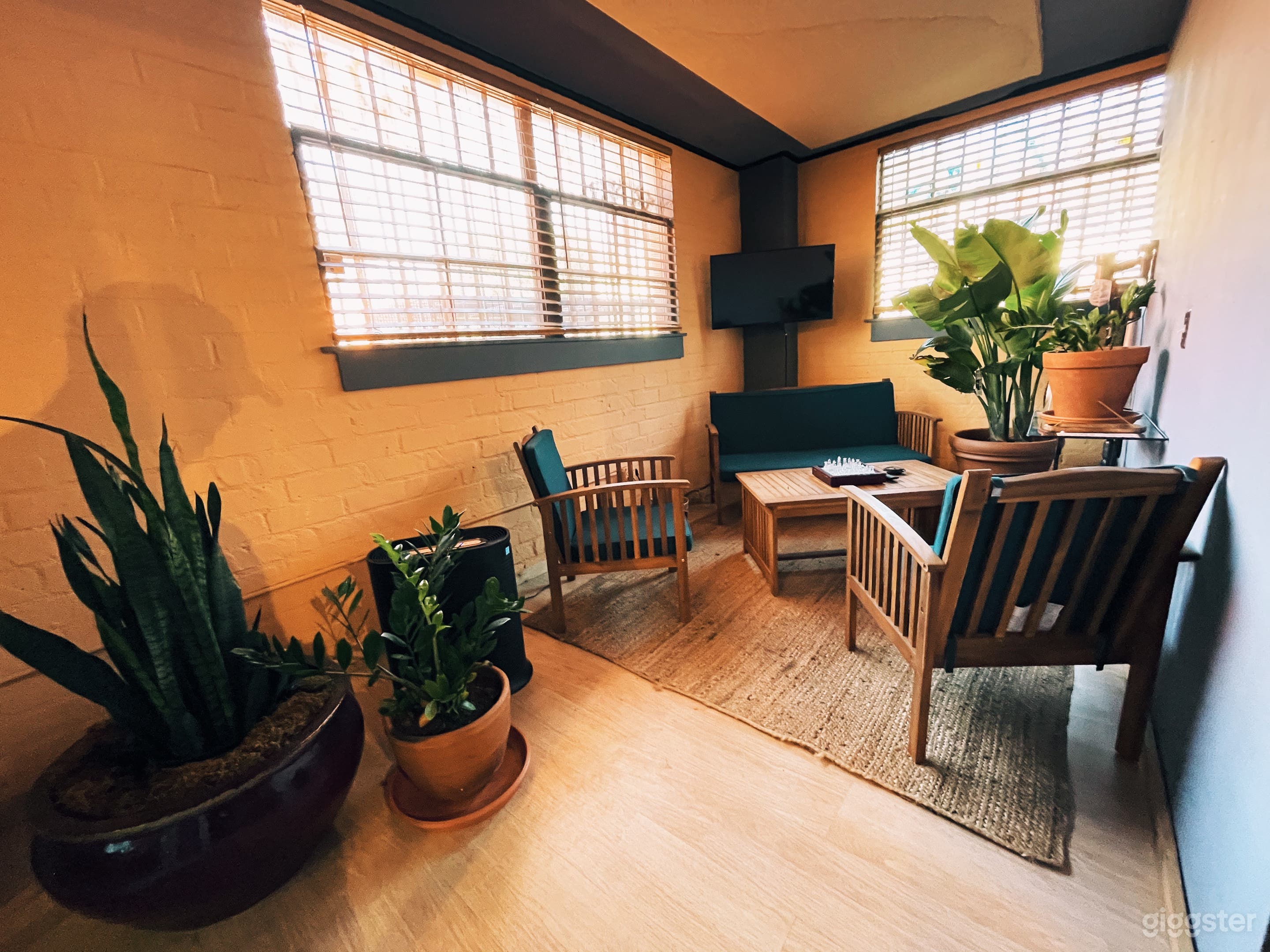 Unique Recording Studio Hidden Under a Tattoo Shop Photo 4