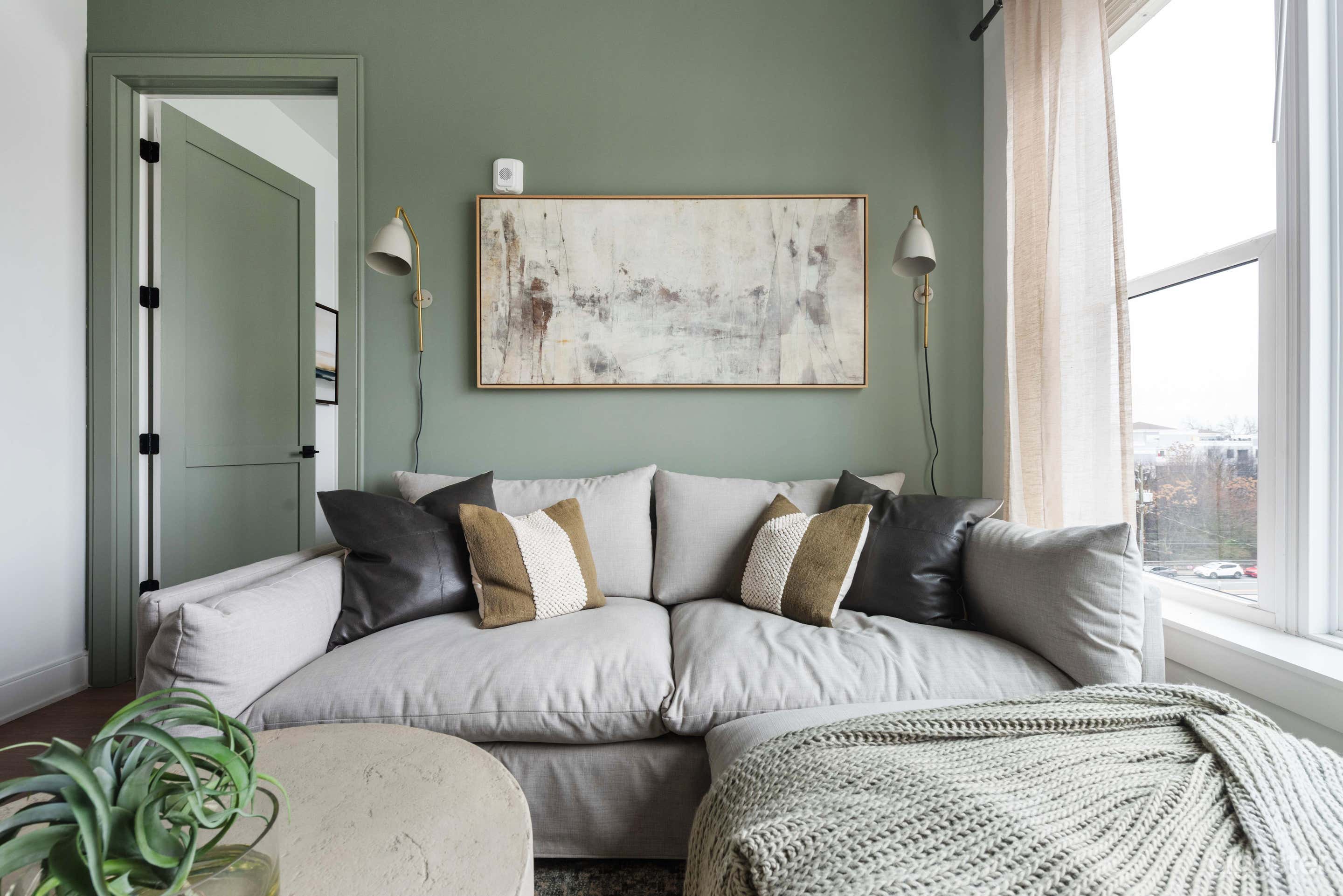 Jade Junction - NEW! Designer Gem, All Amenities Photo 1