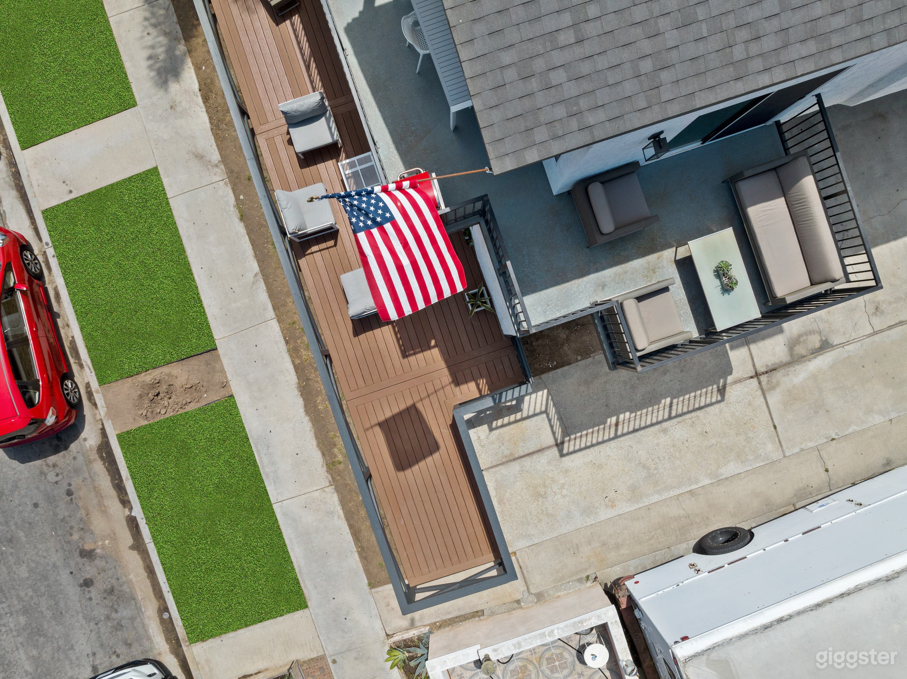 Stunning Beach House with views Photo 3