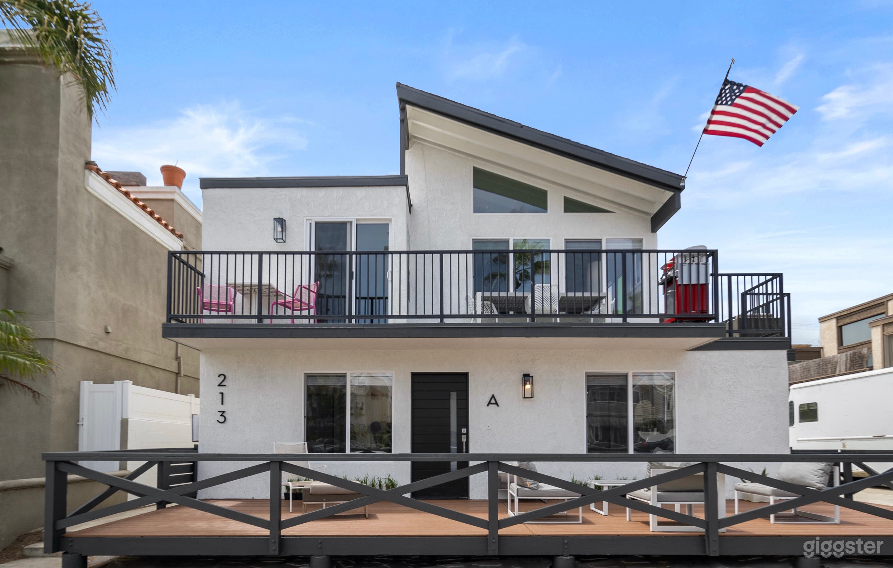 Stunning Beach House with views Photo 1