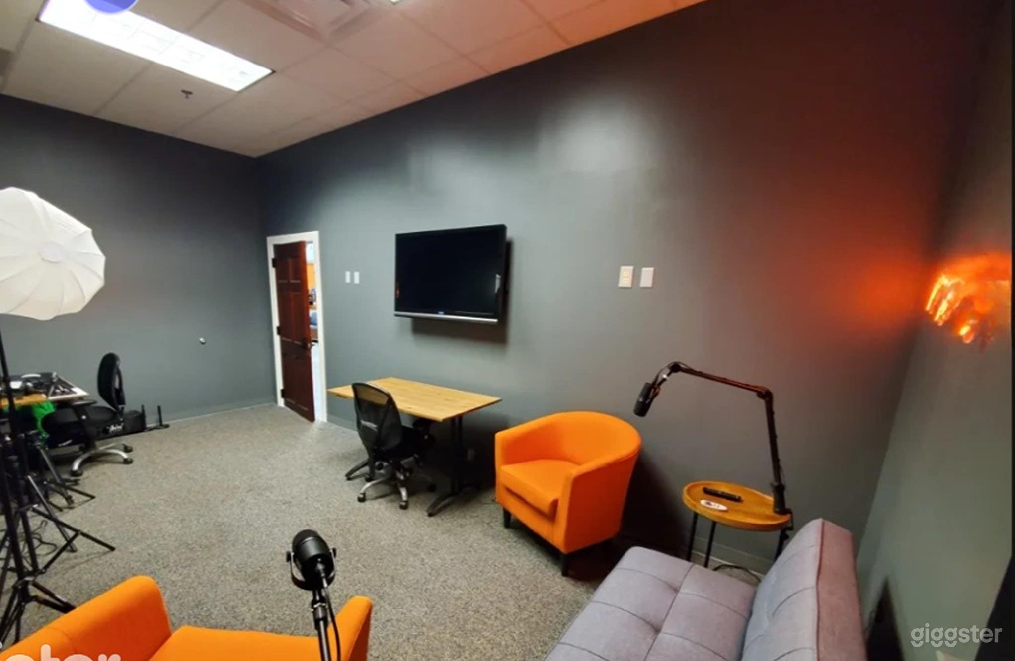 Fully Equipped Podcast/Media Room Photo 1