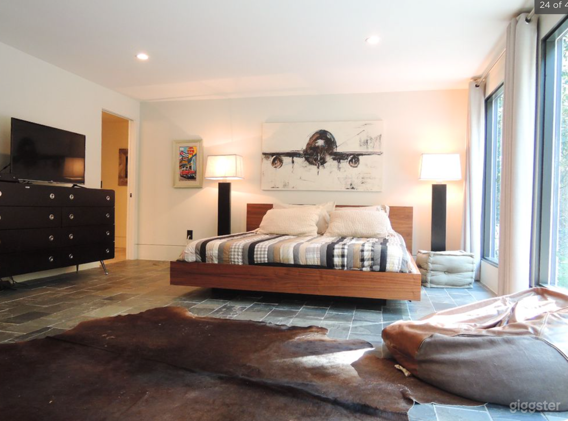 Downstairs junior suite