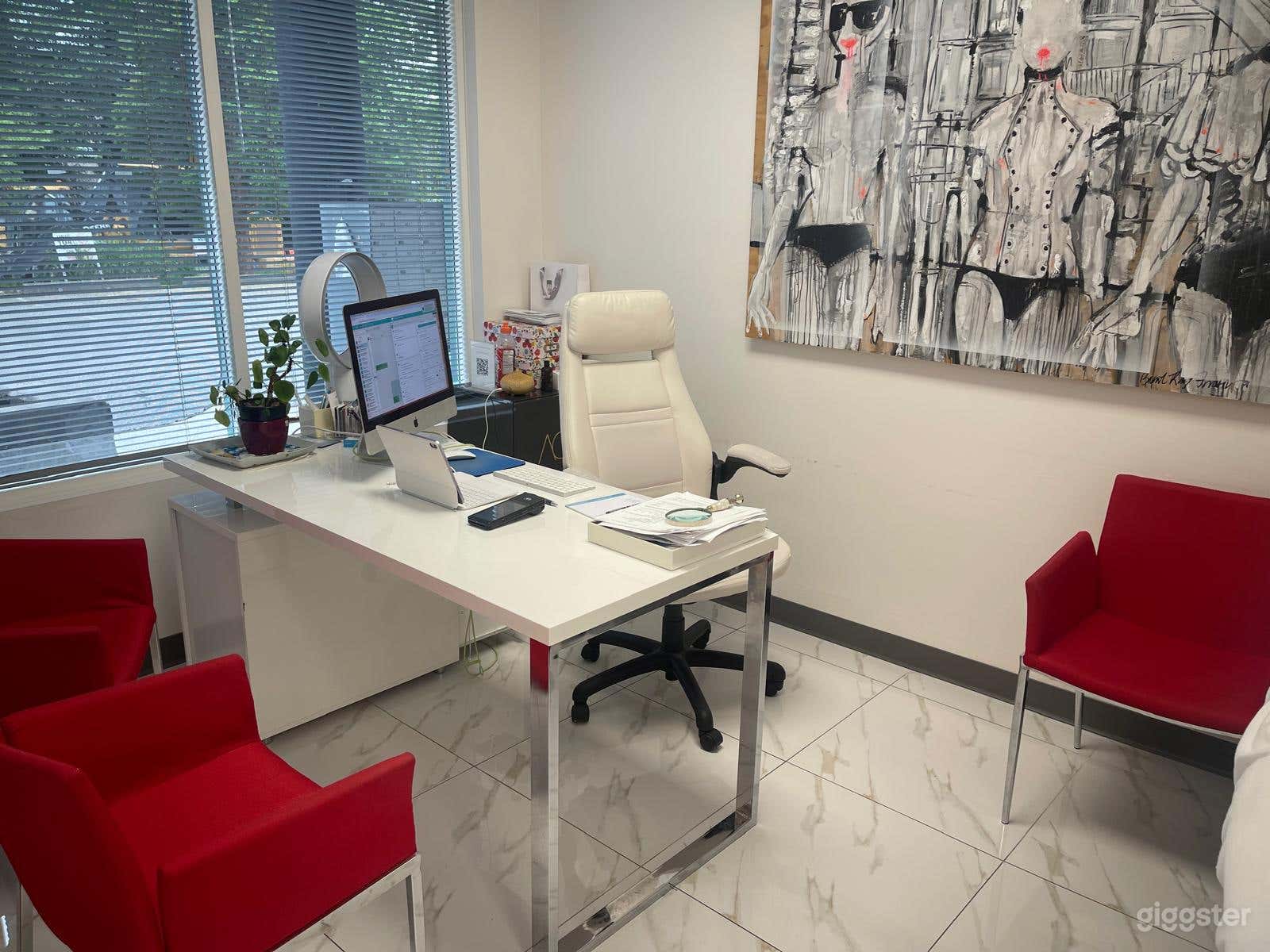 Professional Medical/Cosmetic/Health Care Clinic & offices Photo 1