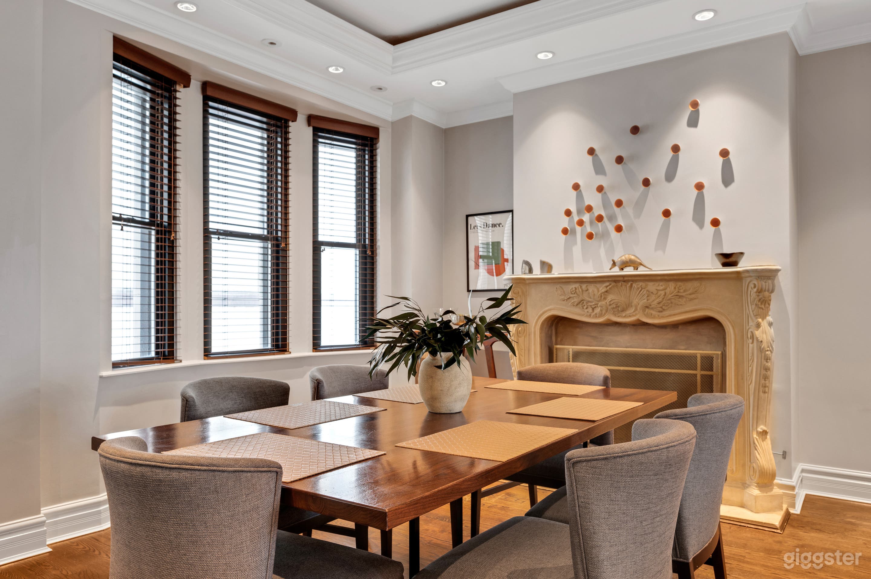 70 East Walton Residences Photo 2