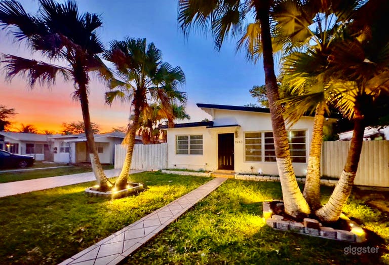  Tropical and Beachy 2 Bedroom Villa 