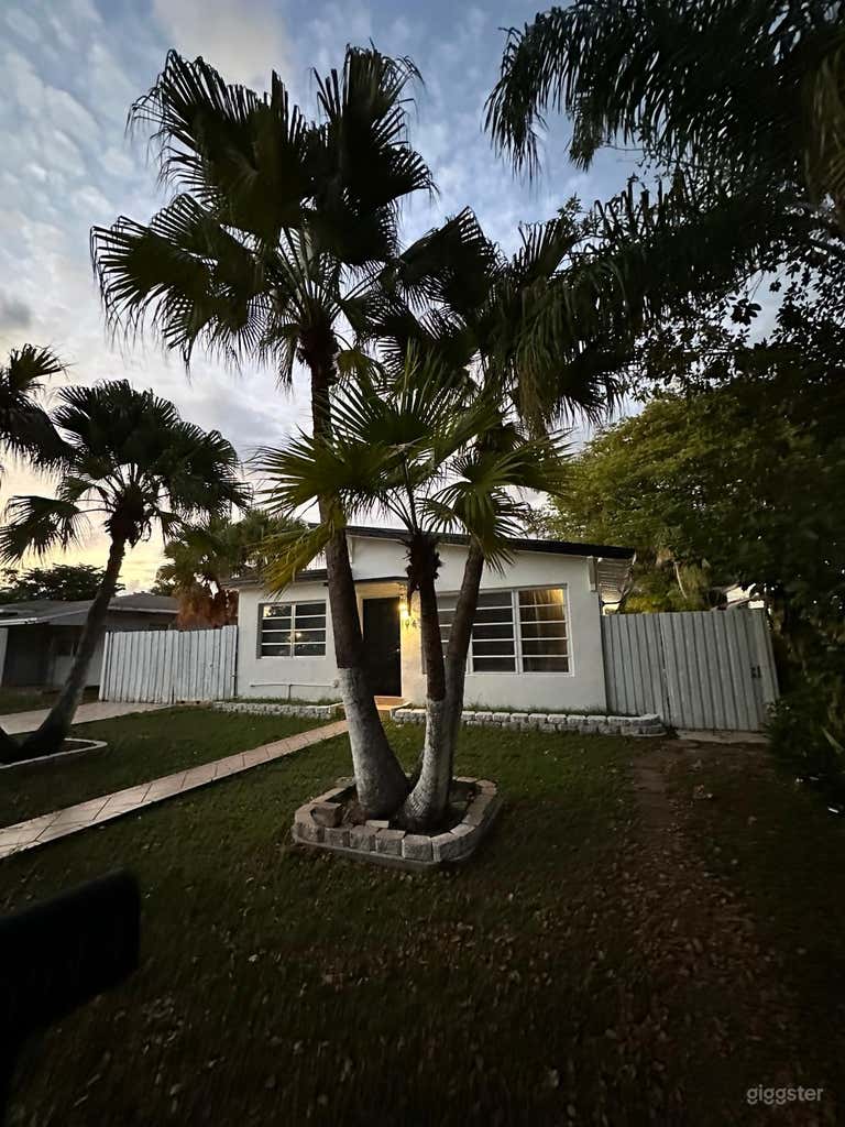 Tropical and Beachy 2 Bedroom Villa 