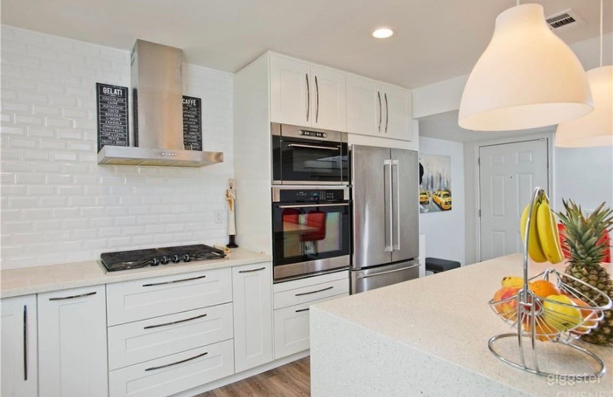 * Stainless steel appliances

* Gas range stove