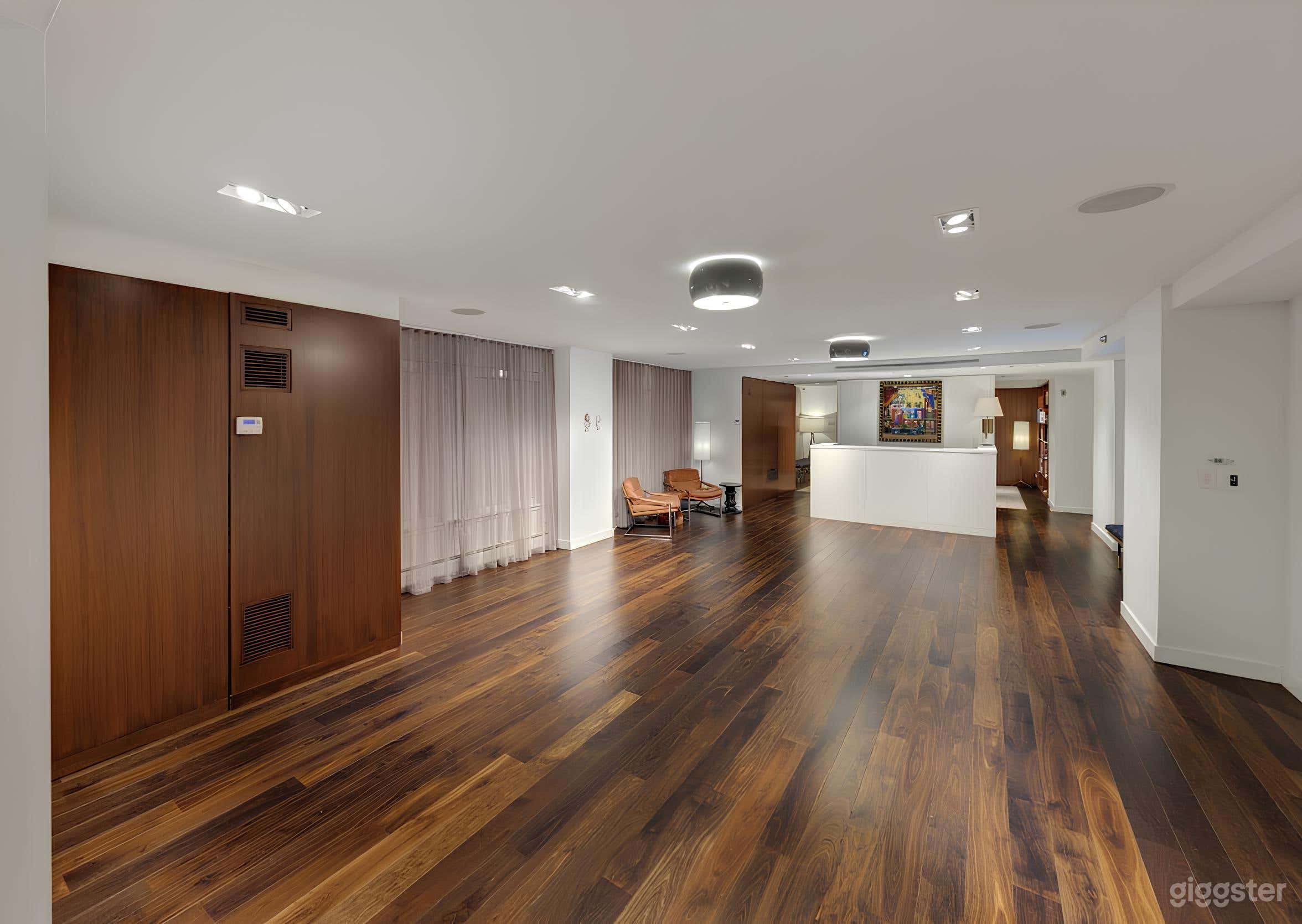 Gallery Five Photo 3