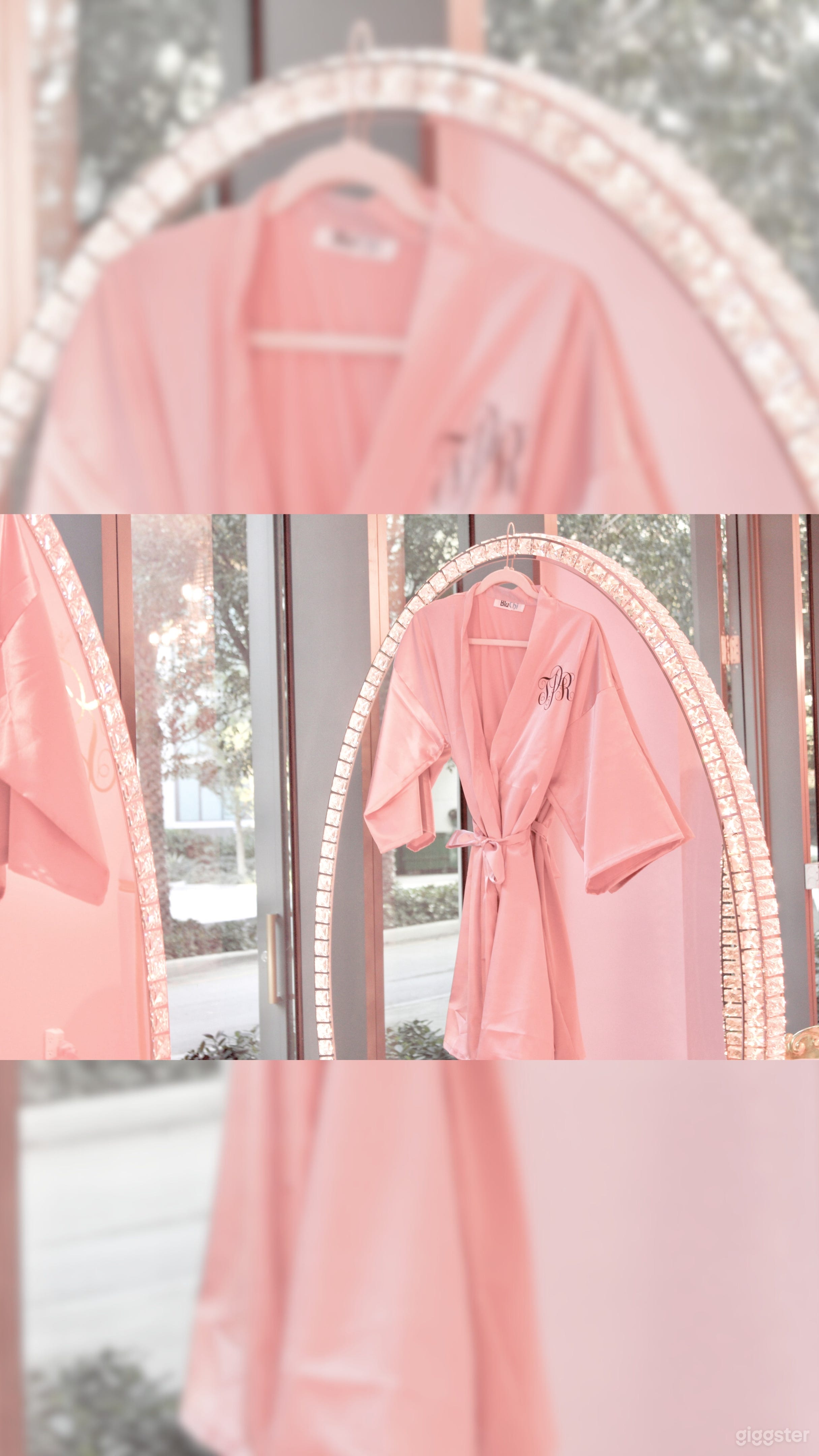 The Oversized Princess Mirrors