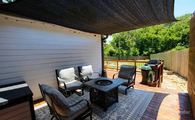  Marietta Home with Spacious Backyard 