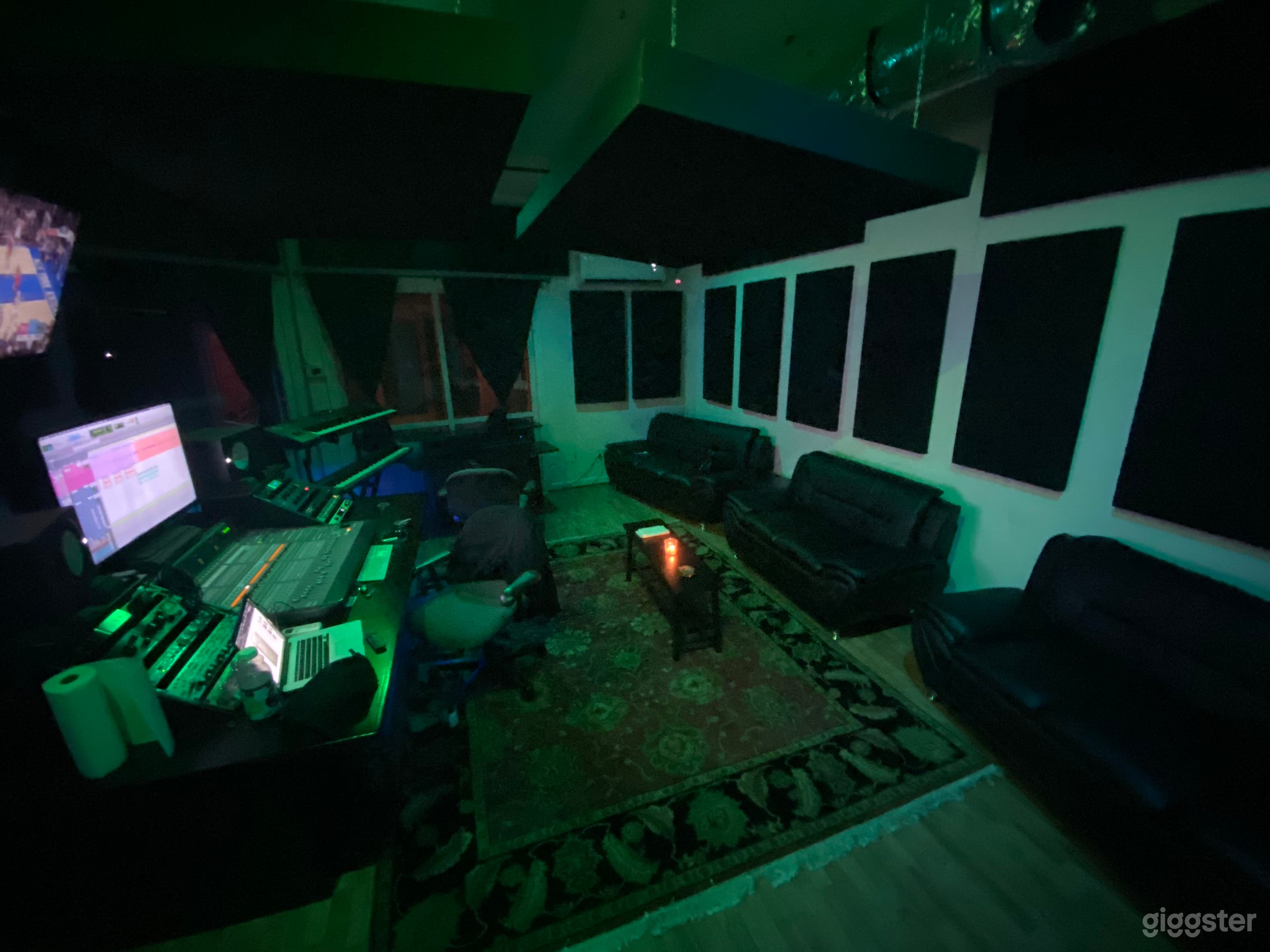 Studio A - Spacious Recording Studio with Awesome Lighting Photo 3