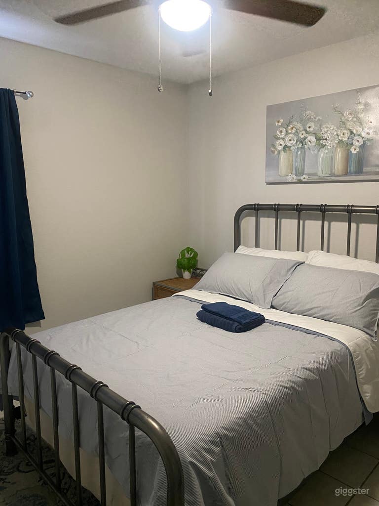  Room #1 Queen Size Room with private entrance.  