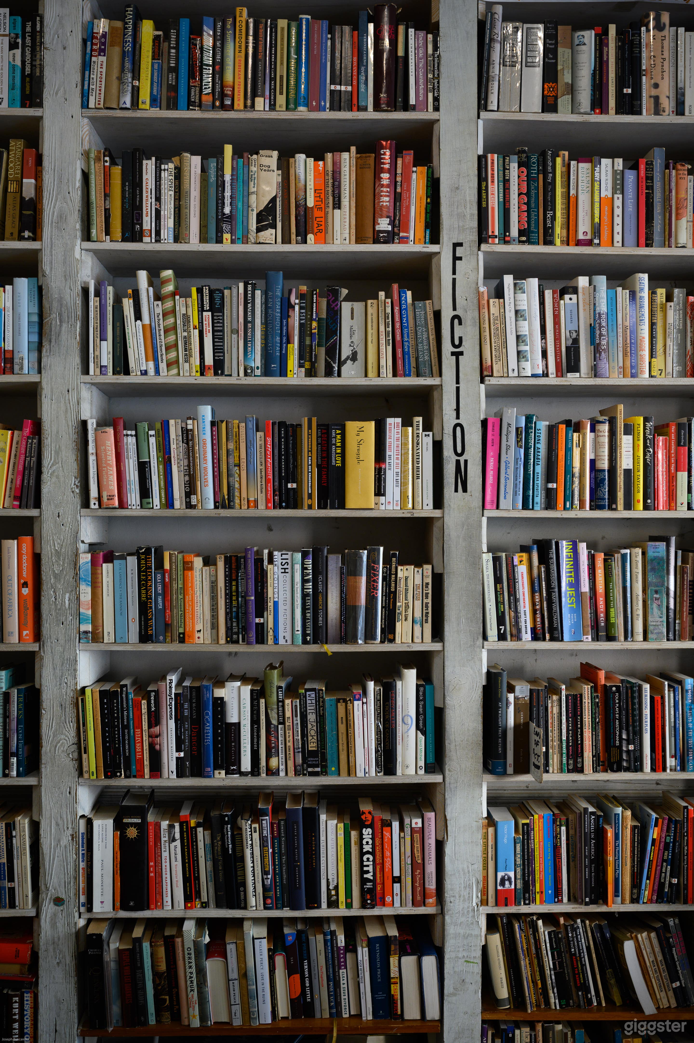 Small used bookstore, bar and cafe multi use space Photo 3