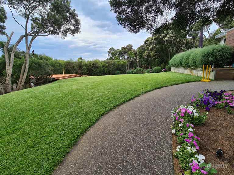  Jardin magique avec vue 